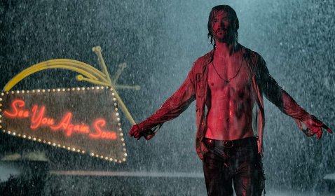 Chris Hemsworth Tampil Seksi di Trailer Baru Bad Times At The El Royale
