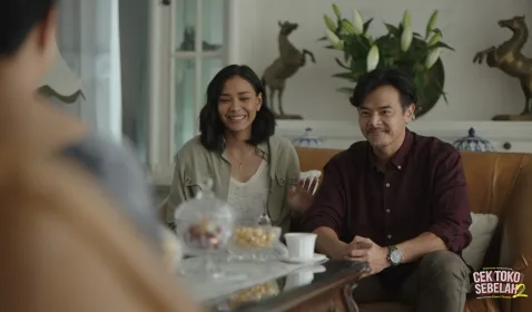 Komentar Morgan Oey dan Sheila Dara Aisha Usai Nonton Cek Toko Sebelah 2 