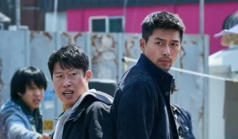 Review Confidential Assignment 2: 40 Persen Laga dan 60 Persen Komedi