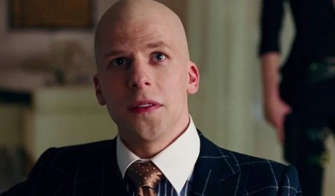 Jesse Eisenberg Tak Yakin Kembali Lakoni Lex Luthor di Film Superhero DC