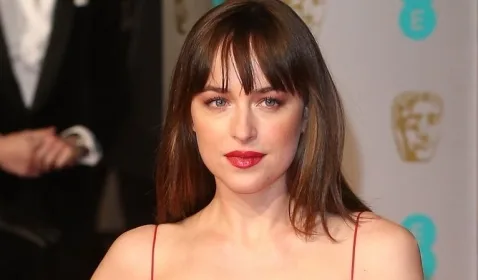 Dakota Johnson Resmi Bintangi Spin-off Spider-Man 