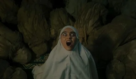 Review Khanzab: Yasamin Jasem Tampil Solid Hadirkan Nuansa Drama dan Horor yang Kuat