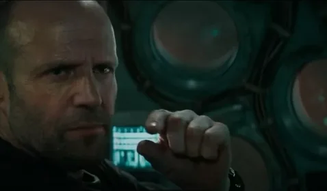 Jason Statham Lawan Lebih Banyak Monster Laut di Trailer Pertama 'Meg 2'