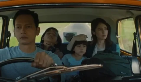 Review Rumah Masa Depan: Film Keluarga yang Sederhana dengan Nilai-Nilai yang Kuat