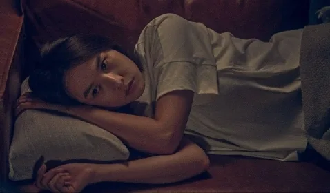 Review Neulbom: The Cursed: Film Horor yang Menyeramkan dan Memilukan