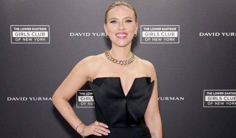 Scarlett Johansson Resmi Bintangi Film Jurassic World Terbaru