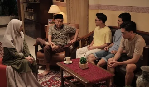 Review Jodoh 3 Bujang: Drama-Komedi dengan Corak Latar Budaya yang Kuat