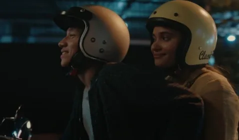 Review Komang: Film Romansa yang Menghibur