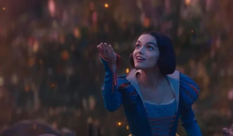 Review Snow White: Suguhan Ringan yang Menghibur dan Memanjakan Mata 