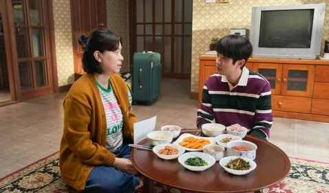 Review Number One: Karya Emosional yang Tak Takut Menampilkan Sisi Rapuh Manusia