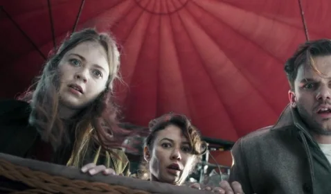 Review Turbulence: Sajian Menyenangkan dengan Adegan-adegan Pemacu Adrenalin